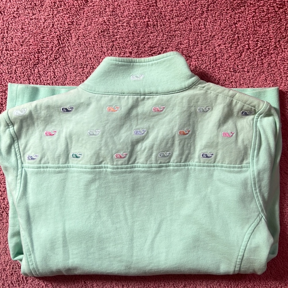 Teal Vineyard Vines popover with Whale detailing